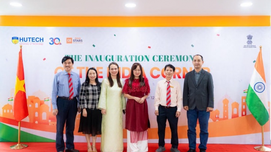 “India Corner” launched to promote Vietnam-India academic exchange